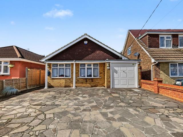 Bungalow for sale in Benfleet, Castle Point