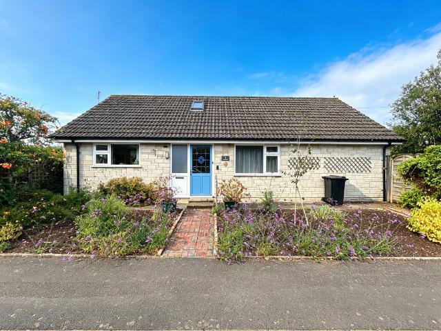 Bungalow for sale in Marnhull