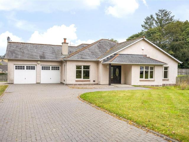 Bungalow for sale in Kingseat, Scotland