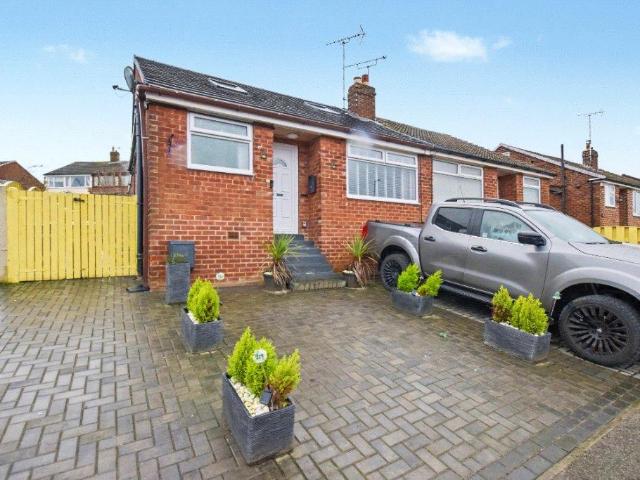 Bungalow for sale in Pudsey, West Yorkshire