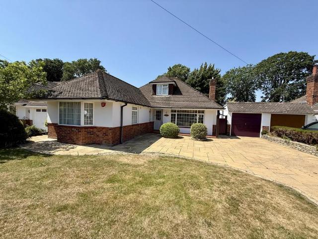 Bungalow for sale in Highcliffe and Walkford, Highcliffe-on-Sea