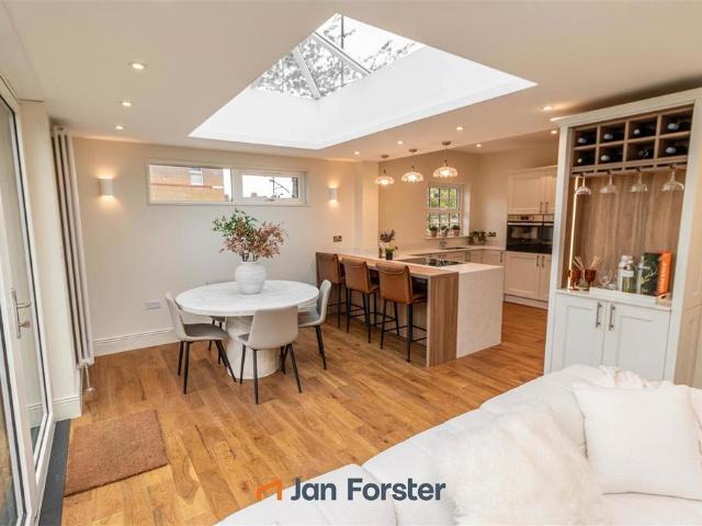 Bungalow for sale in Wideopen, North Tyneside