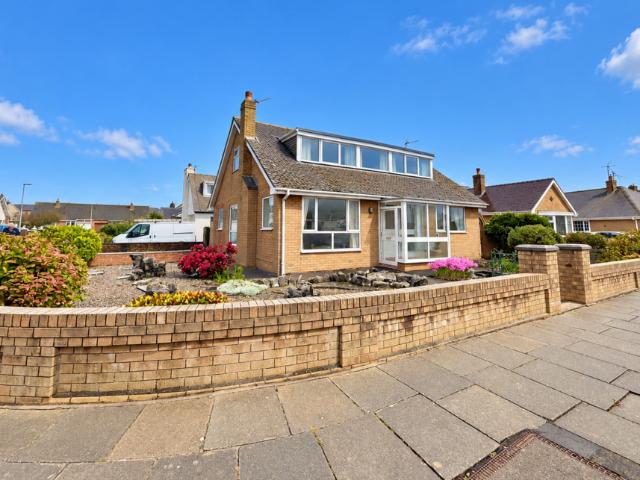Bungalow for sale in Little Bispham