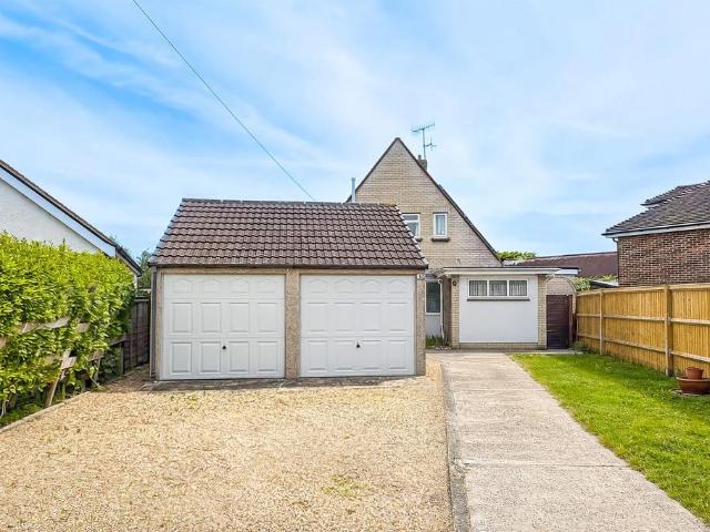 Bungalow for sale in Clapham, West Sussex
