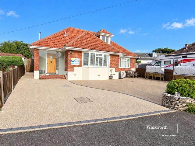Bungalow for sale in Friars Cliff, Christchurch