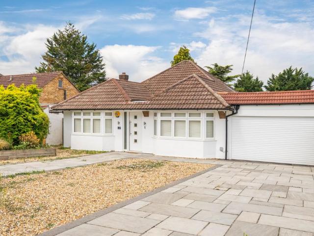 Bungalow for sale in Nork, Red Hill