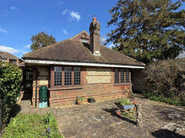 Bungalow for sale in Perryfields, West Sussex