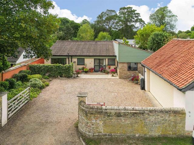Bungalow for sale in Arrington, Cambridgeshire