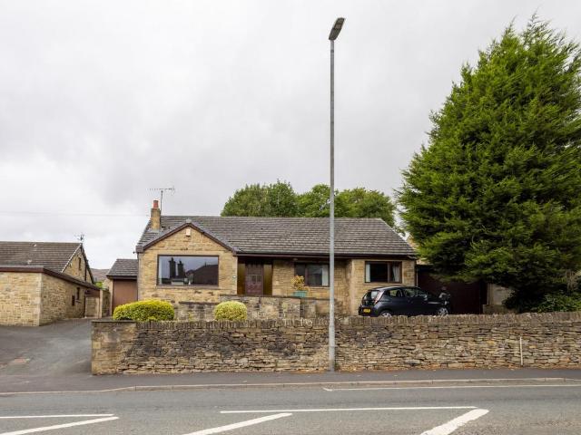 Bungalow for sale in Swincliffe, Birkenshaw