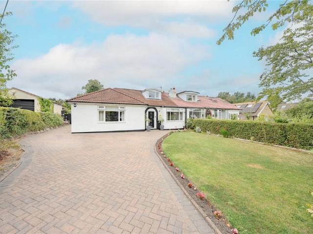 Bungalow for sale in Holt Park, West Yorkshire