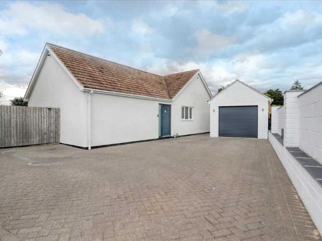Bungalow for sale in Dale Hill, Essex