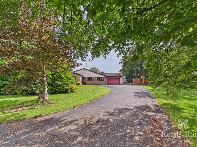 Bungalow for sale in Firbank, Lancashire