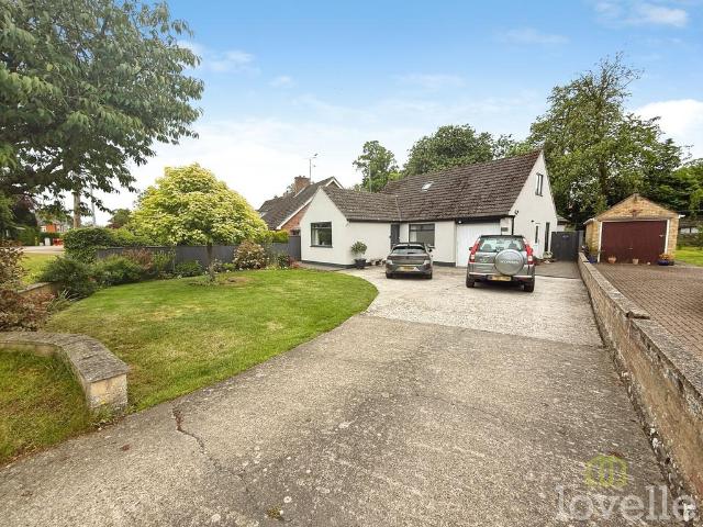 Bungalow for sale in Boultham Moor, Brayford