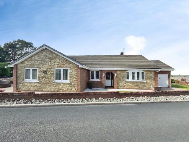 Bungalow for sale