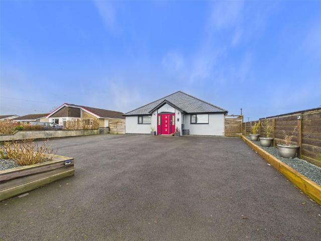 Bungalow for sale in Brandis Corner, Devon