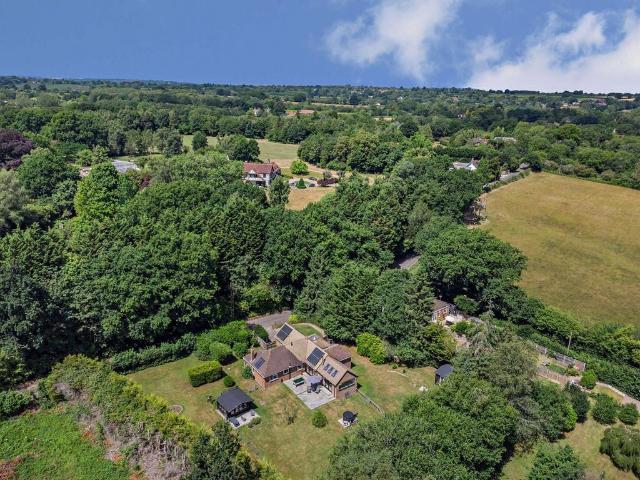 Bungalow for sale in Sandown Park, Kent