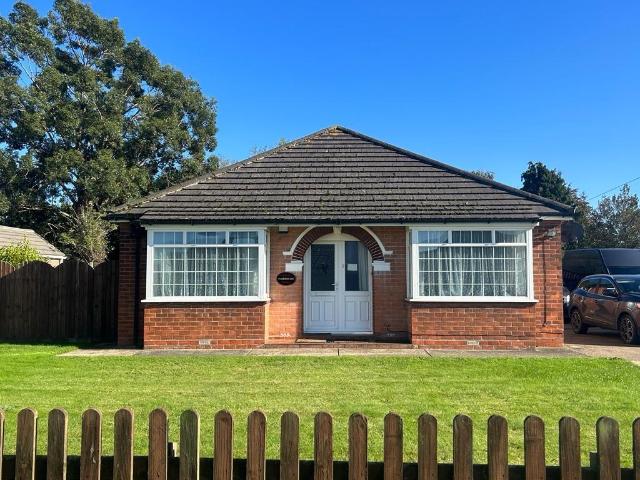 Bungalow for sale in Belleau, Lincolnshire