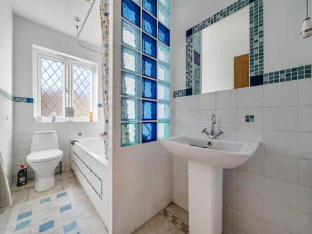 Bungalow for sale