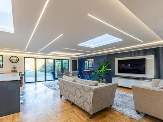 House for sale in Radlett, Hertfordshire
