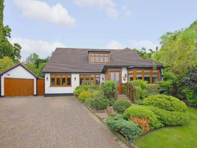 House for sale in Lyons, Greater London