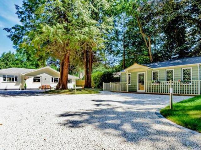 House for sale in Heatherside, Heol-las