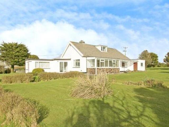 House for sale in Roseworthy, Cornwall