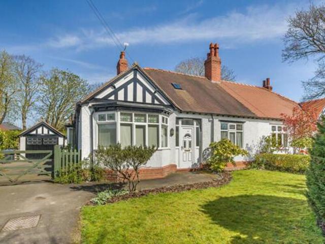 House for sale in Hough Green, Two Mills