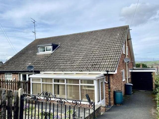 House for sale in Cleckheaton, West Yorkshire