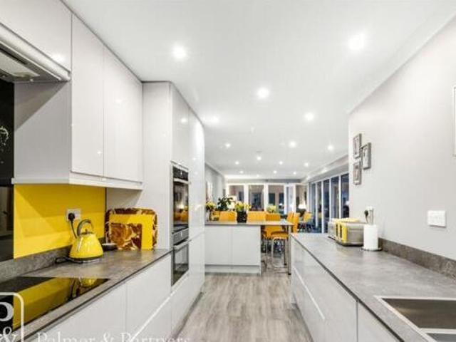 House for sale in Fordham Heath