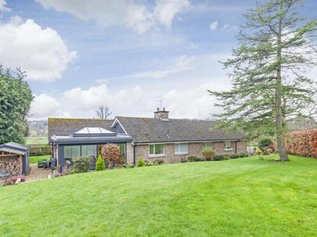 House for sale in Froggatt, East Midlands
