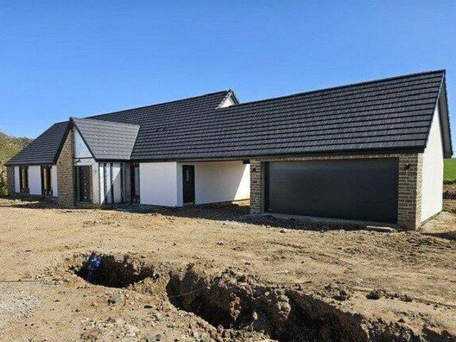 House for sale in Cupar, Scotland