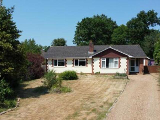 House for sale in Fole, Surrey