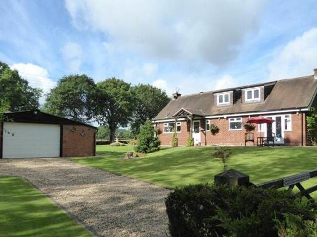 House for sale in West Midlands