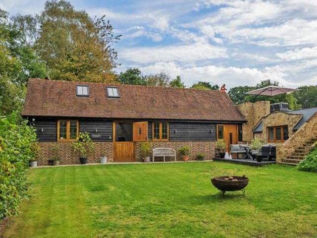 House for sale in Perryfields, West Sussex