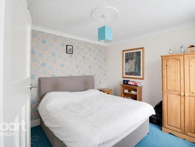 Bungalow for sale in Round Green, Luton