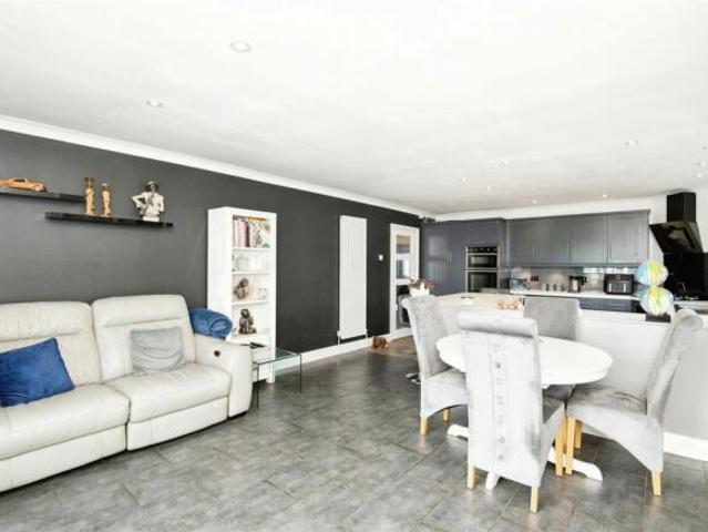 Bungalow for sale in Sheerness, Oad Street