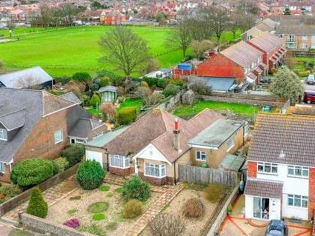 House for sale in Fishersgate, West Sussex