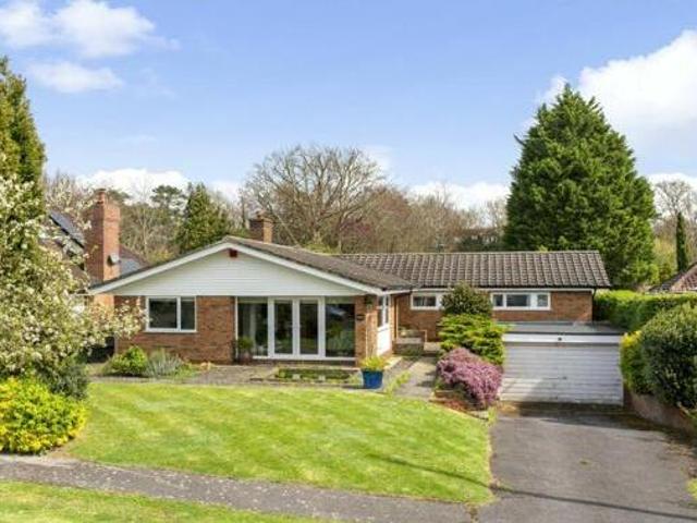 House for sale in Pachesham Park, Surrey