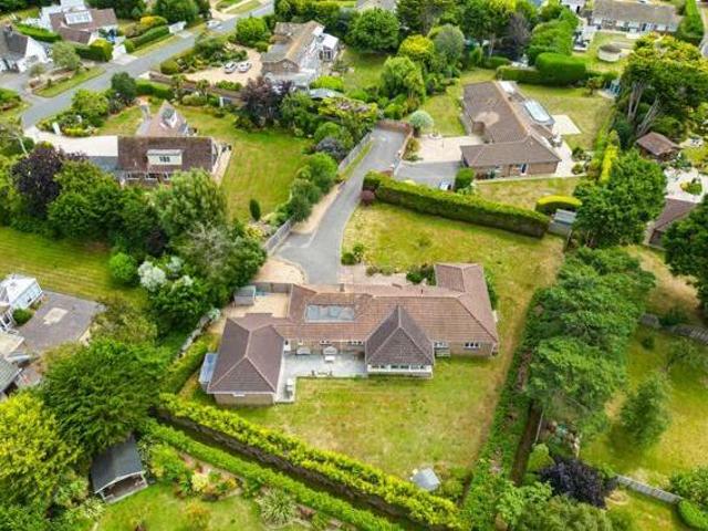 House for sale in Clapham, West Sussex