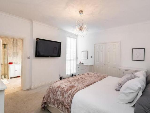Bungalow for sale in Duddingston, Scotland