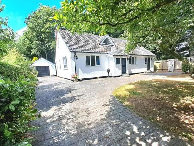 House for sale in Willaston Mills, West Vale