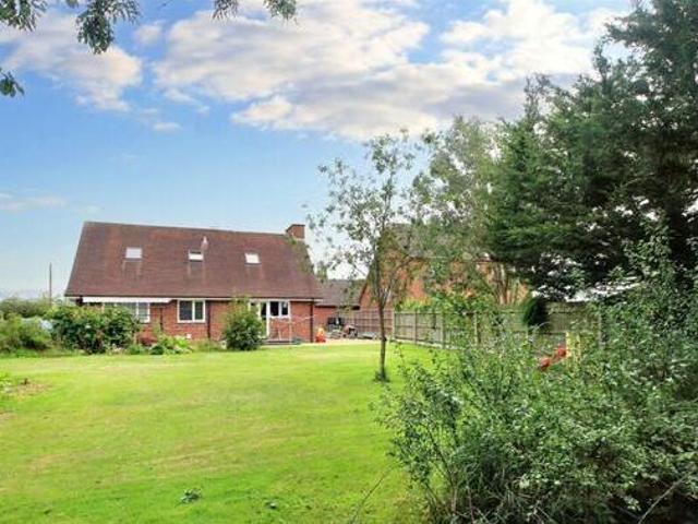 House for sale in East Bank, Norfolk