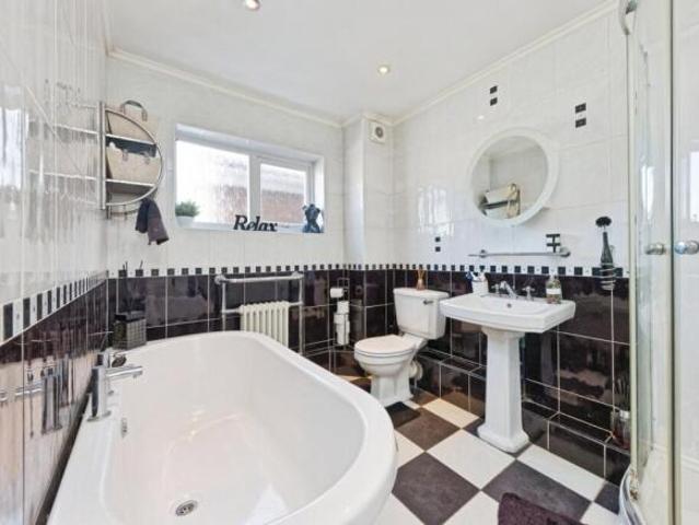 Bungalow for sale in Acol, Kent