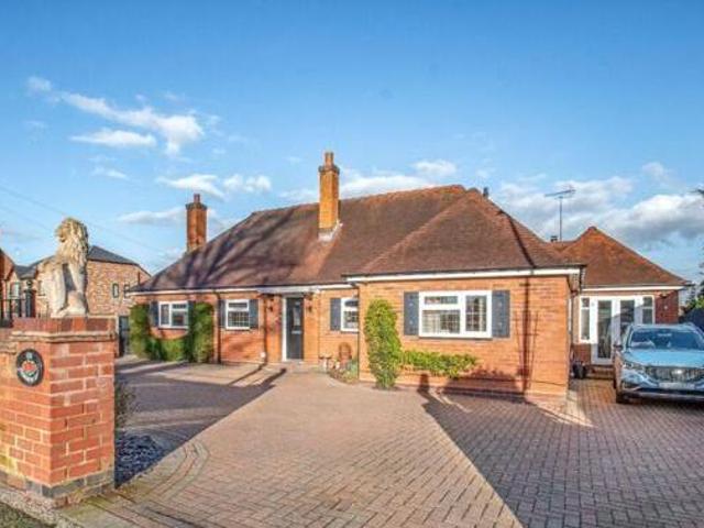 House for sale in Redditch, Worcestershire