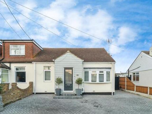 House for sale in Sutton, Barling