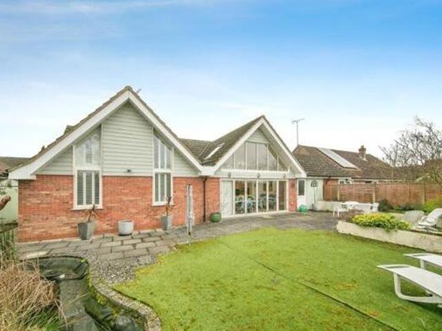 House for sale in Key Street, Suffolk
