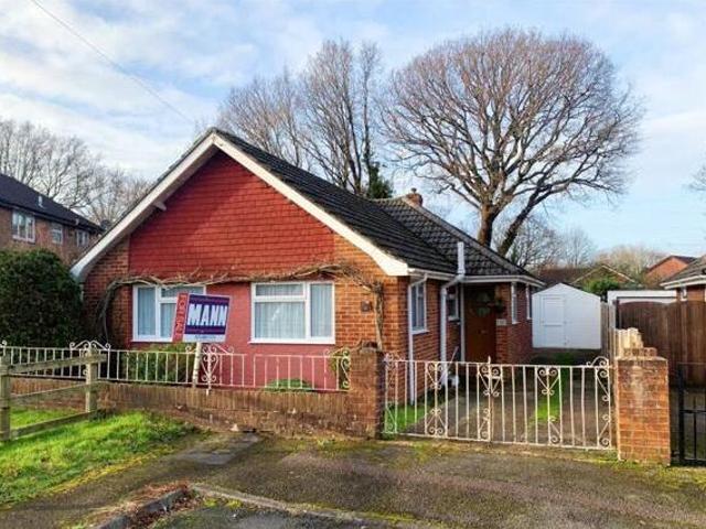 House for sale in Barton Stacey, Hampshire