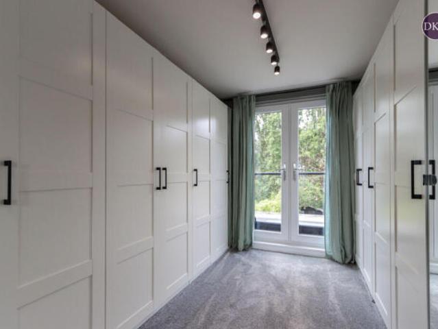 Bungalow for sale in Kingswood, North Watford