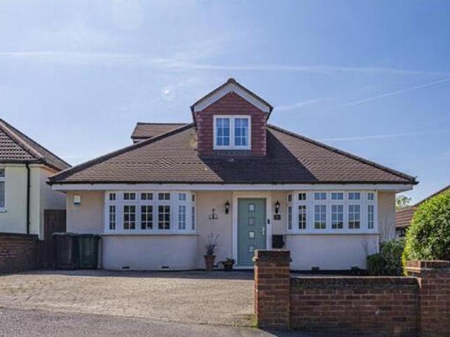 House for sale in North Watford, Hertfordshire