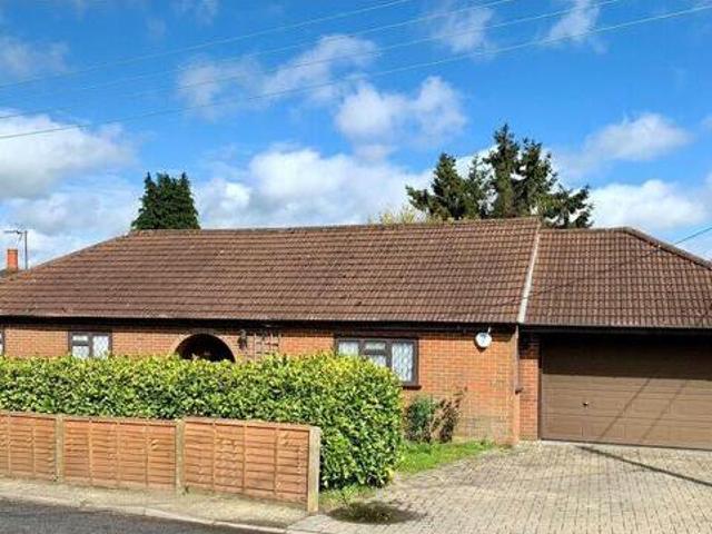 House for sale in The Butts, Kent
